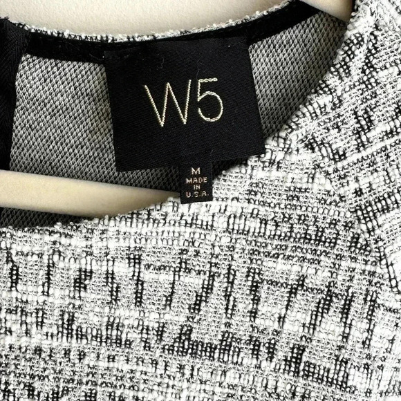 Anthropologie W5 Black and White Fringe Hem 3/4 Sleeve Zippered Aztec Blouse, M - Picture 11 of 16